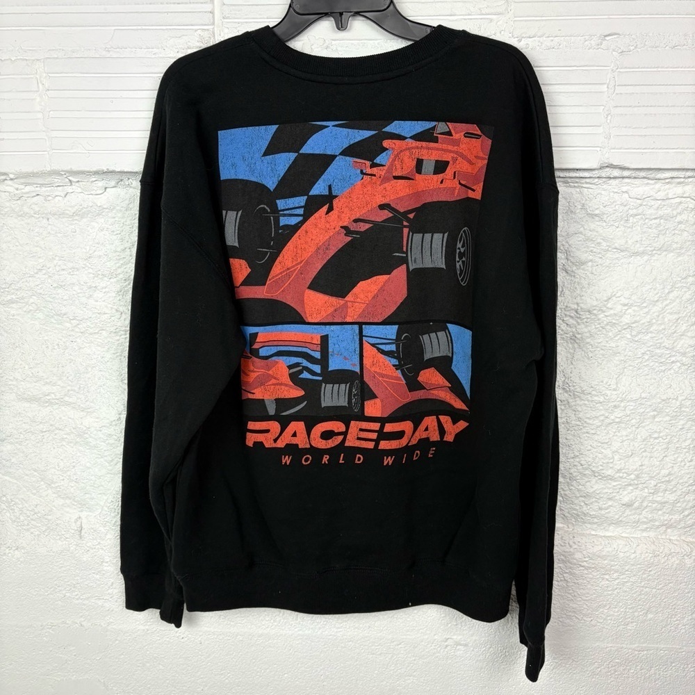 NWOT GOODIE TWO SLEEVES Black race day world wide race car fleece Sweater SZ L - Picture 8 of 9